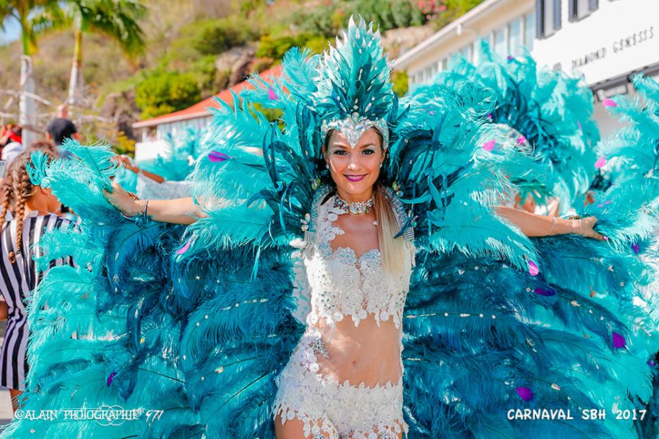 SAINT-MARTIN / SAINT-BARTH : It’s show time, it’s Carnival :)