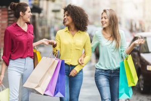 women-walking-with-shopping-bags-in-the-city-2
