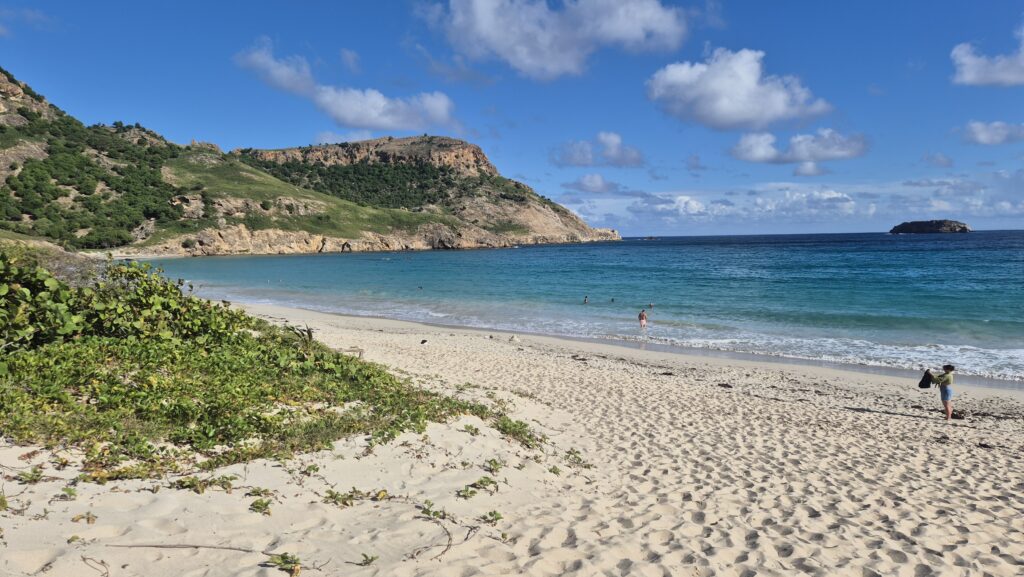 Plage de Saline, Sy-Barth